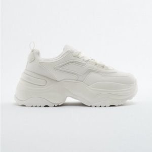 Zara White Combination Running Shoes. Size 7,5.